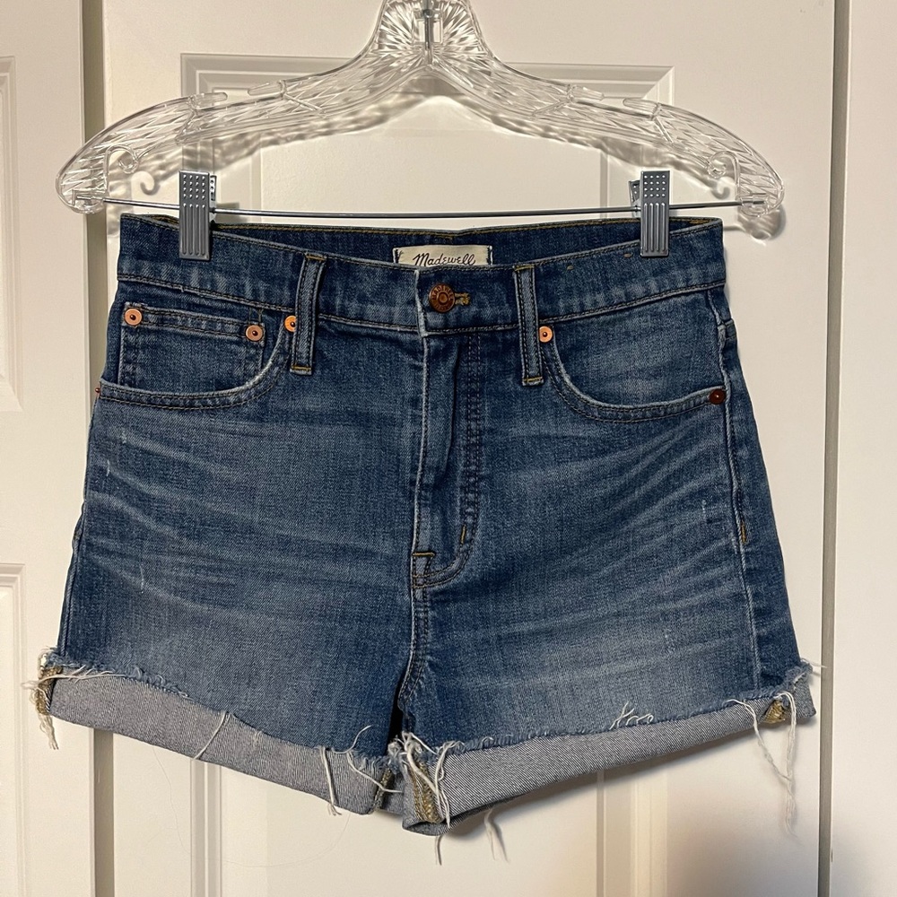 Madewell high rise jean shorts size 25